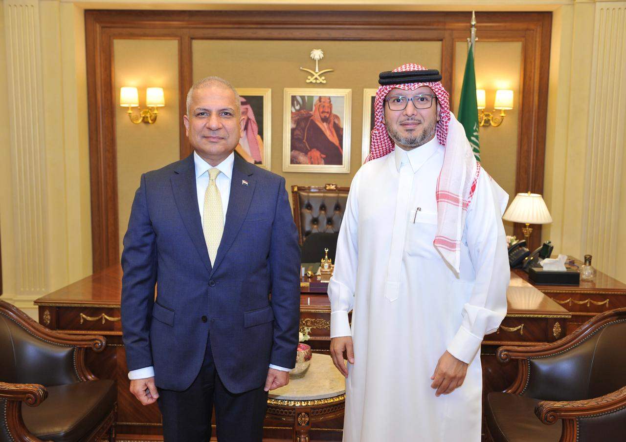السفير السعودي في لبنان وليد بخاري استقبل رئيس البعثة العراقية في لبنان