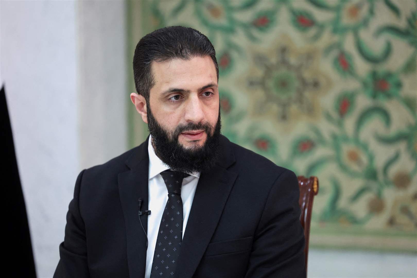 إسرائيل تهدد بقتل أحمد الشرع!